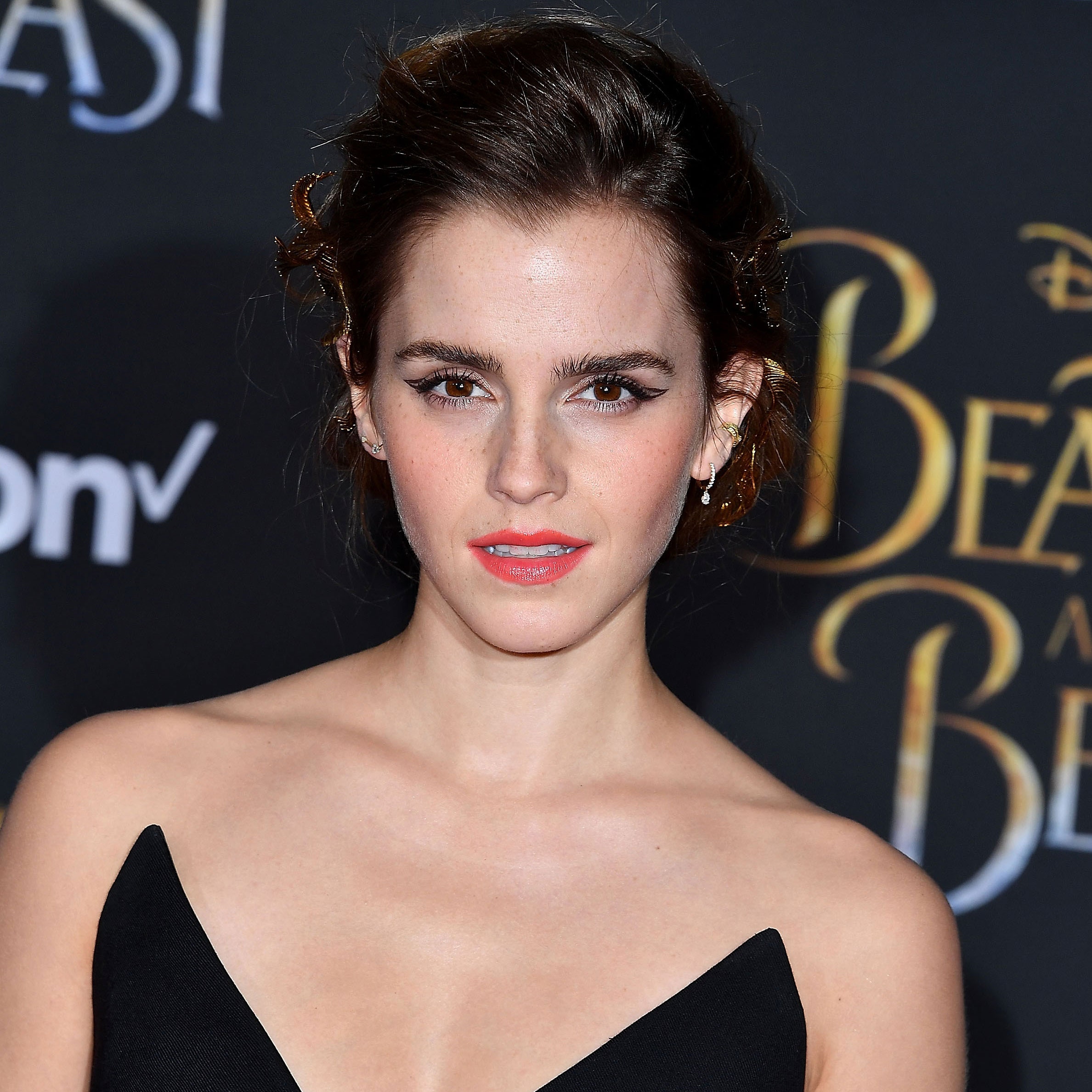 alagl recommends naked celebrities emma watson pic