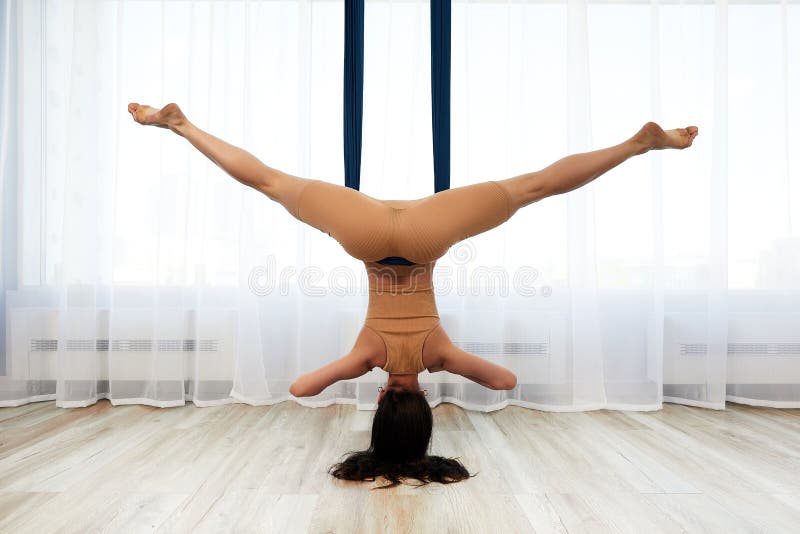 Best of Naked woman upside down