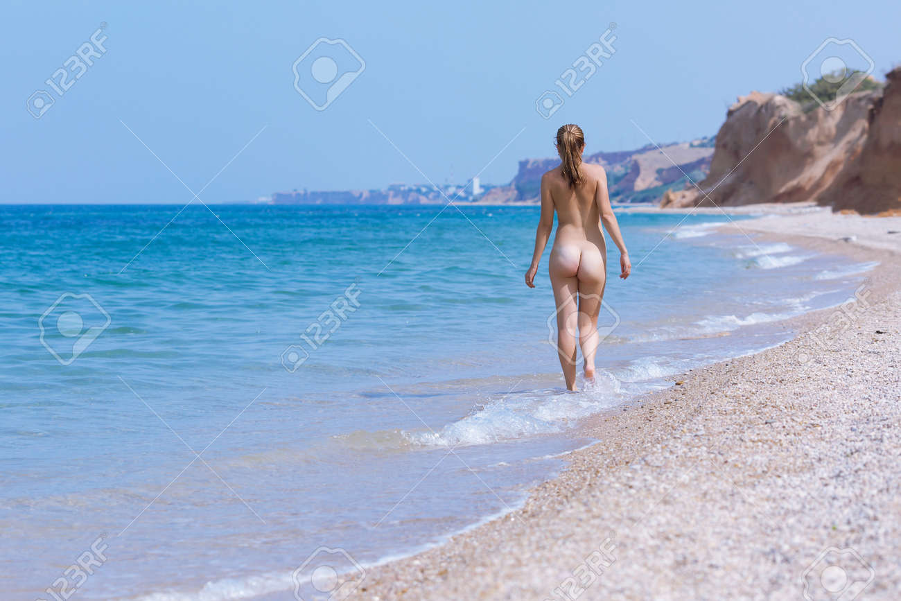 Naked Women Walking On Beach fantasy free