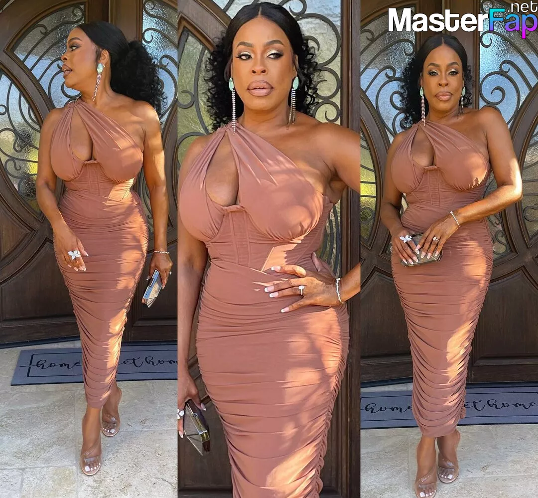 abdullah ayoub recommends Niecy Nash Nude