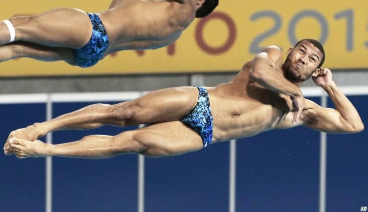 bev stumpf recommends olympic diver nip slip pic