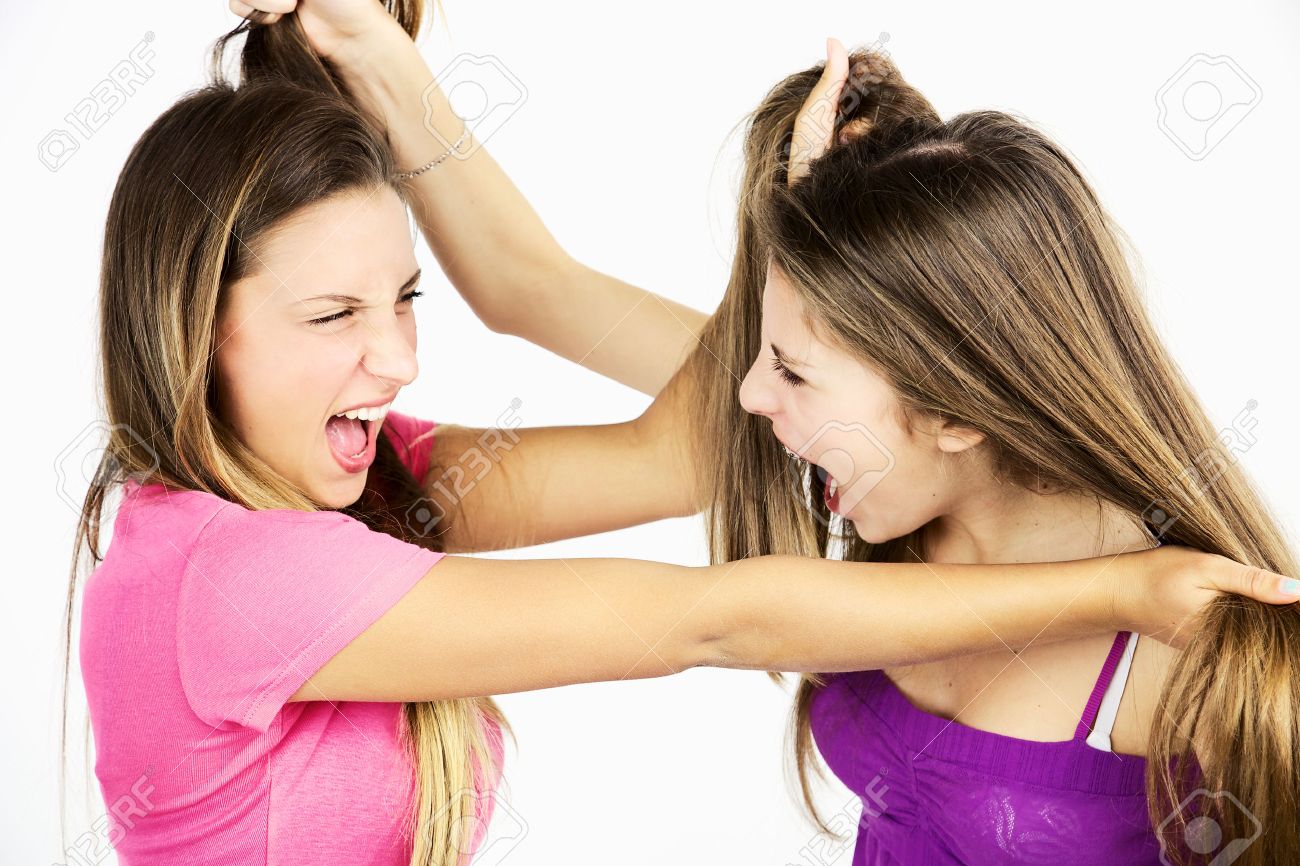 pics of girls fighting