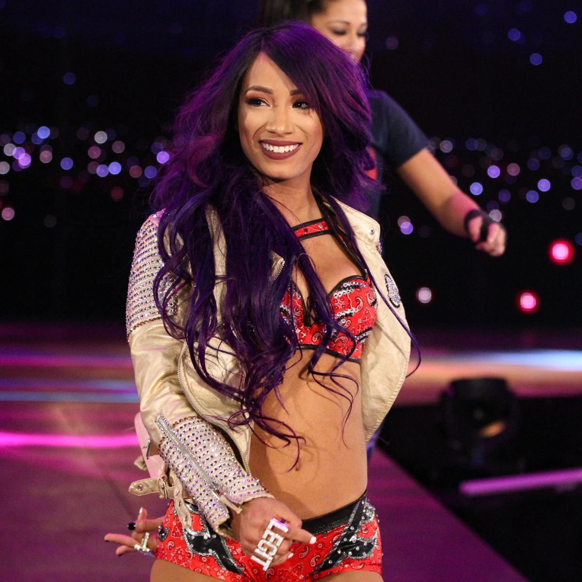 darlene bailey recommends sasha banks malfunction pic