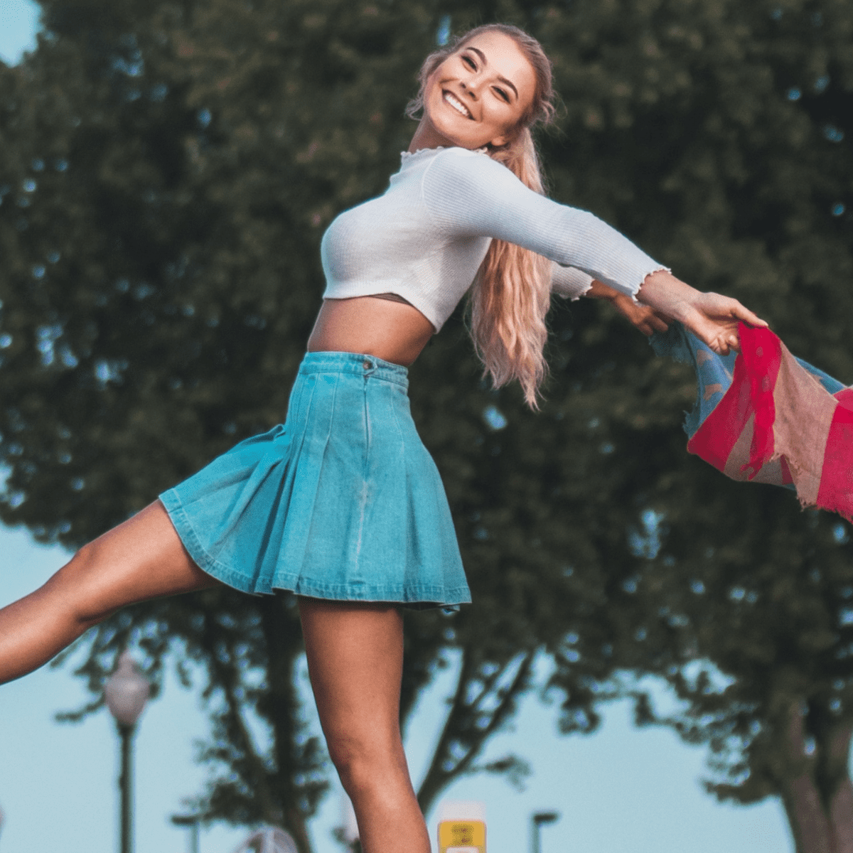 darien love share super short skirts in public photos