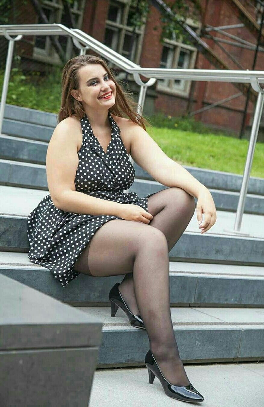 david cavitt recommends thick legs in pantyhose pic